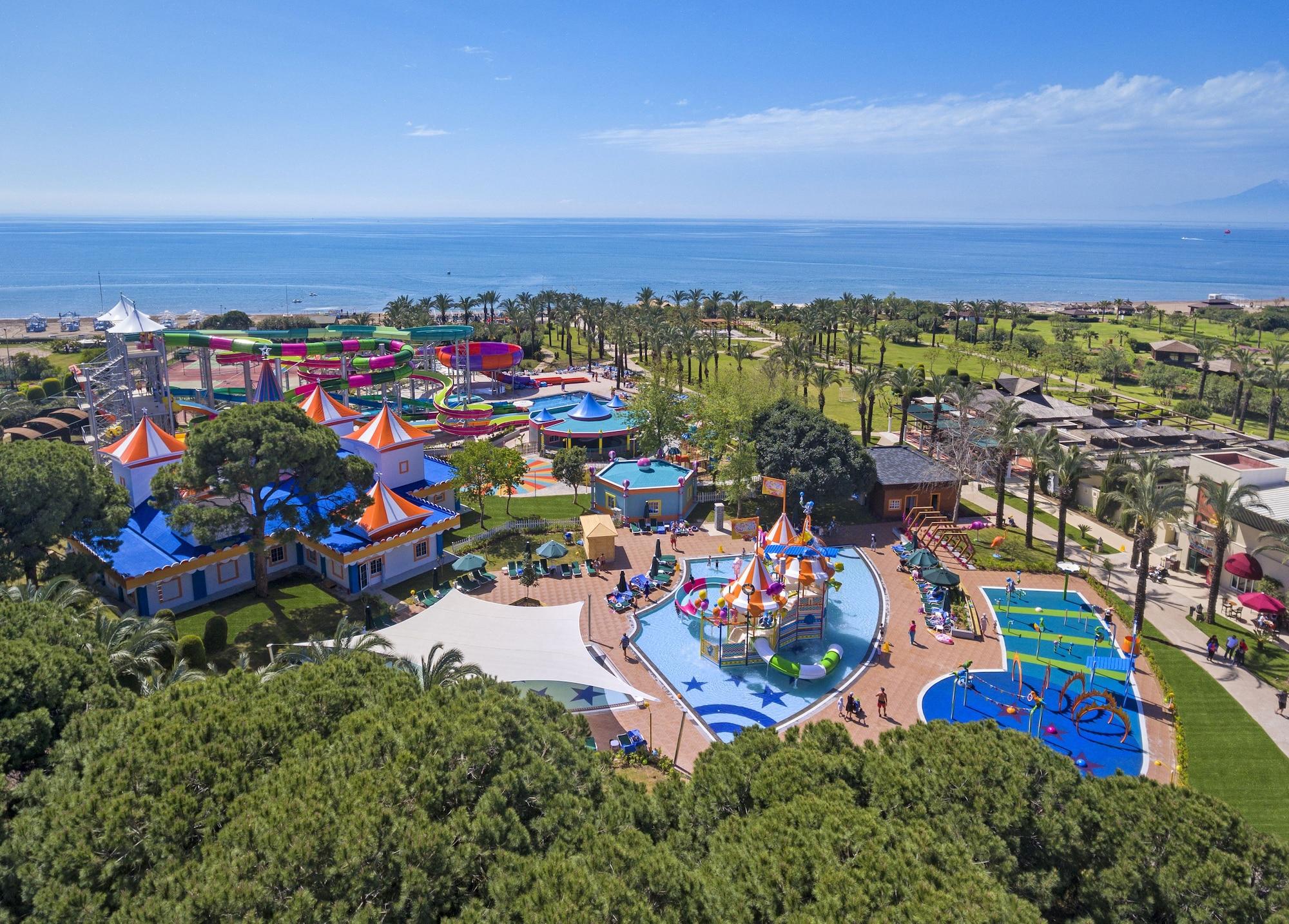 Ic Hotels Green Palace - Kids Concept Antalya Exterior foto Aerial view of the park