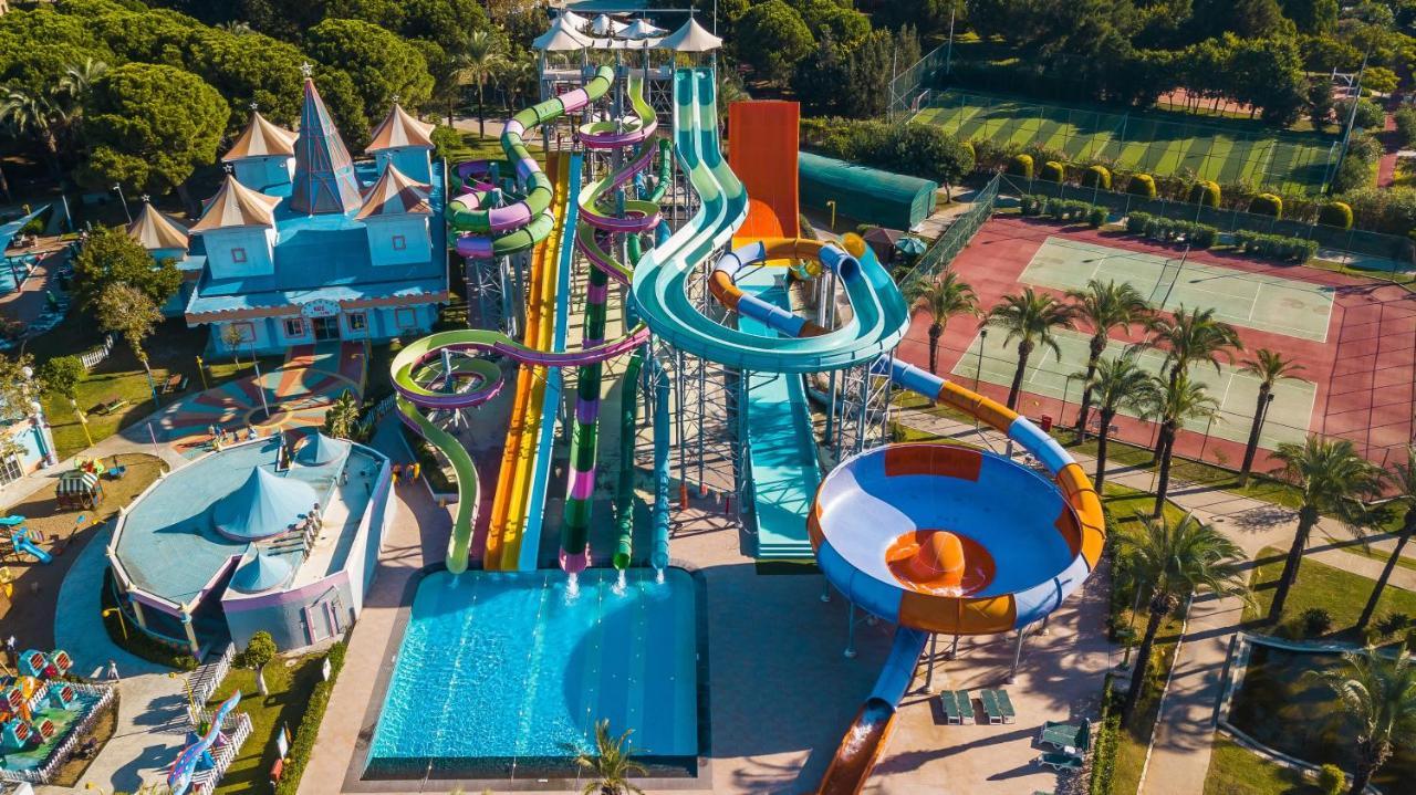 Ic Hotels Green Palace - Kids Concept Antalya Exterior foto Aerial view of Wet'n'Wild Water World